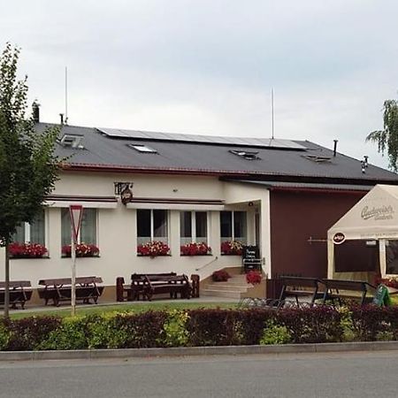 Hotel Na Rybnicku Bohutin Exterior foto