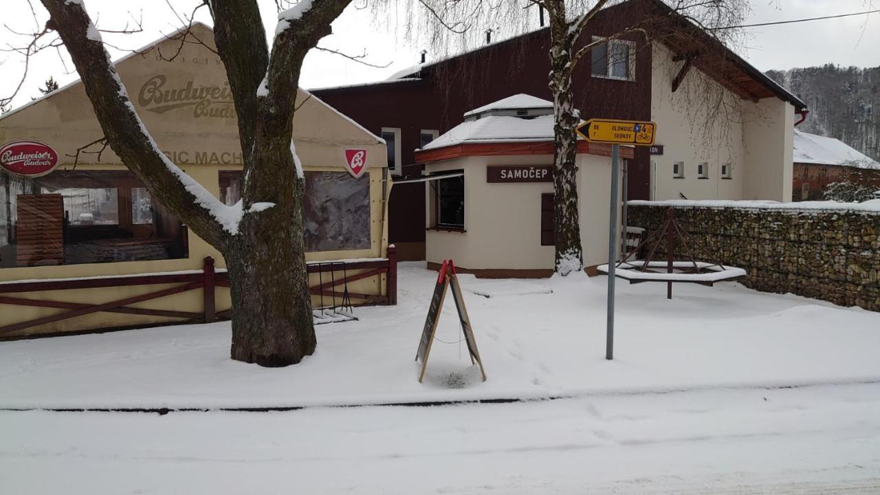 Hotel Na Rybnicku Bohutin Exterior foto