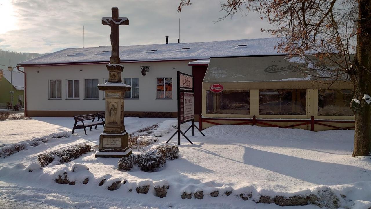 Hotel Na Rybnicku Bohutin Exterior foto