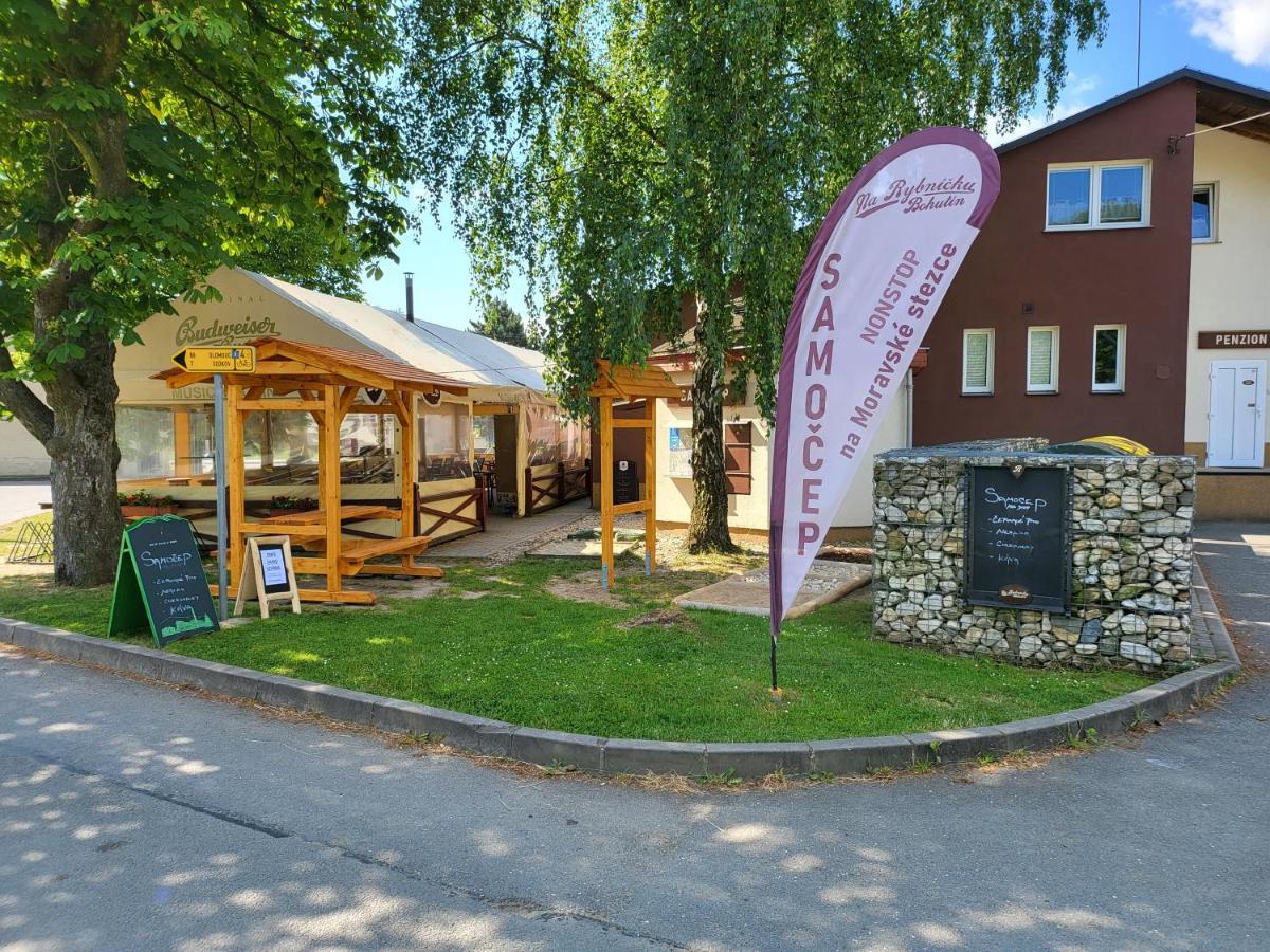 Hotel Na Rybnicku Bohutin Exterior foto